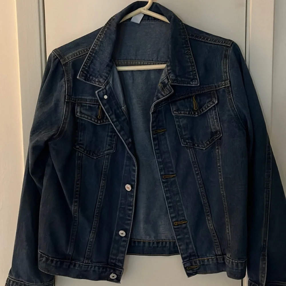 Jean Jacket - Picture 1 of 2